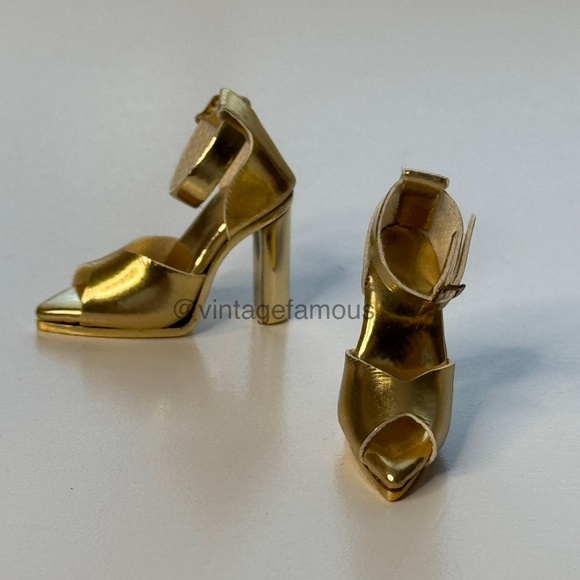Integrity Toys Gold Faux Leather Doll Heels VIP Section Fashion Royalty Shoes IT - Picture 2 of 5